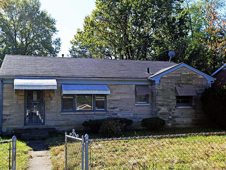 1st image of 1076 Hudson Ave