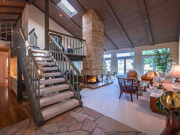 4th image of 1332 S Bluesail Cir