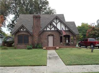 1027 S 8th St #TOWNHOUSE, Chickasha, OK 73018