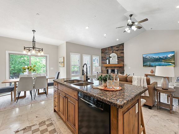 5th image of 14982 S Winged Bluff Ln E