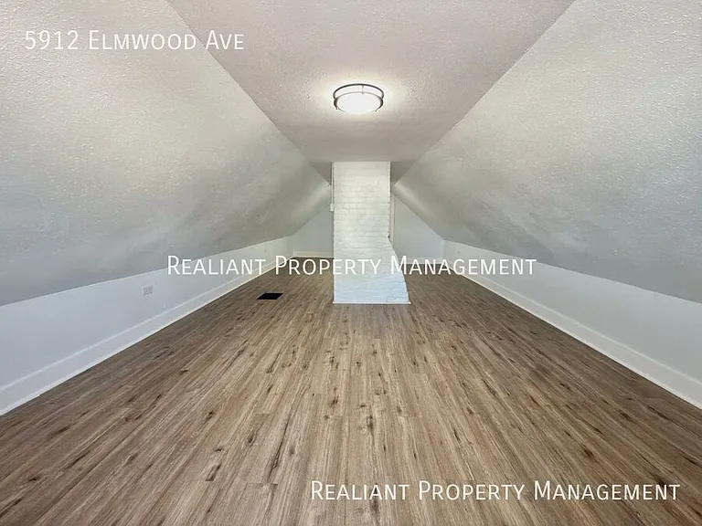 5912 Elmwood Ave — Photo 18