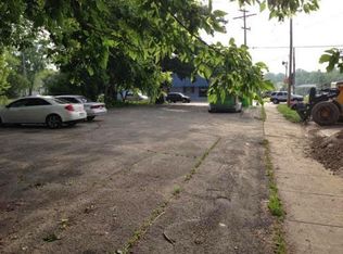 1430 Whiterock Ave, Waukesha, WI 53186
