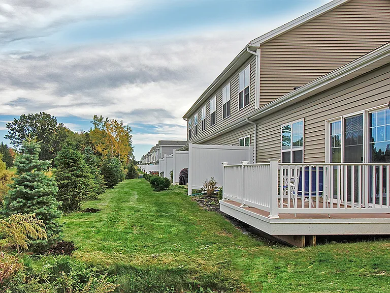 The Links at CenterPointe Townhomes — Photo 21