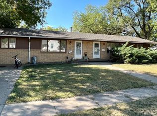 630 E 2nd St, Beloit, KS 67420