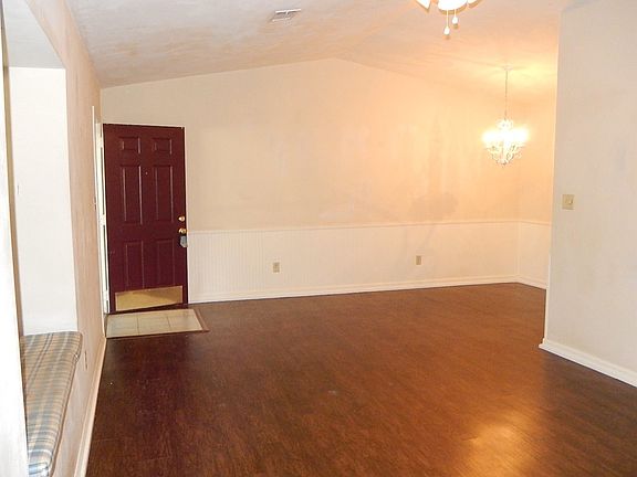 4th image of 2718 Via Milano Ave