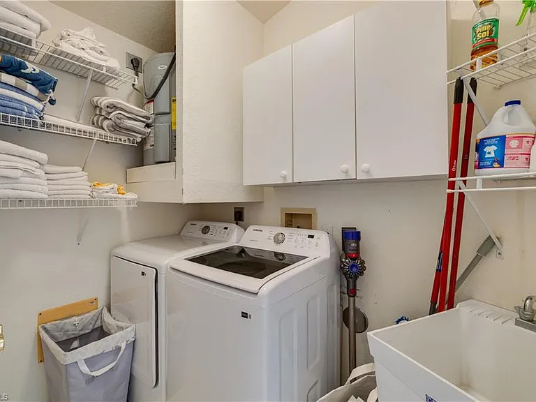 8420 Excalibur Cir #R12 — Photo 22
