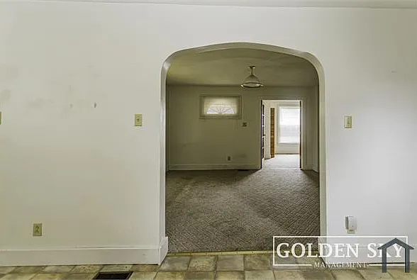 1417 W Memorial Dr #1 — Photo 2