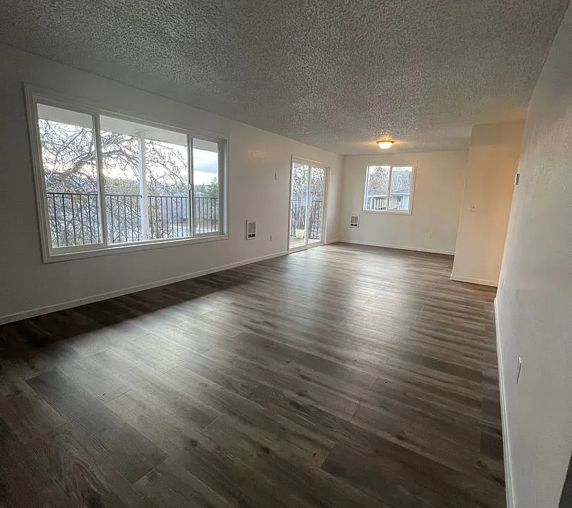 2139 N Eldorado Ave #6
