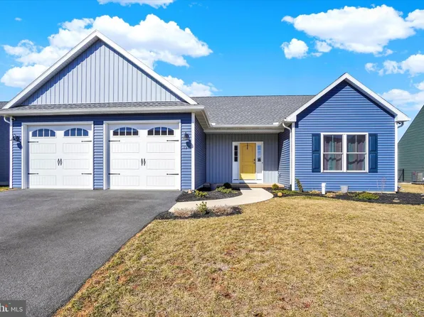 124 Ridgefield Dr, Elizabethtown, PA 17022