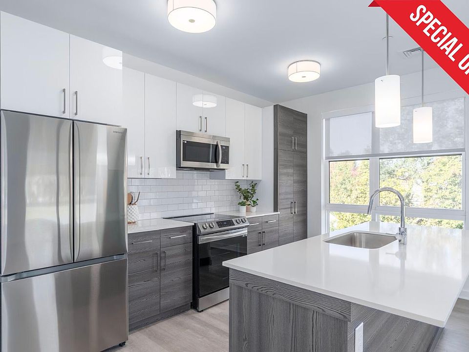 1st image of 1300 Greenwood Ave #207