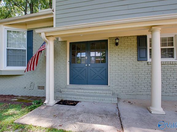 3rd image of 803 Mira Vista Dr SE