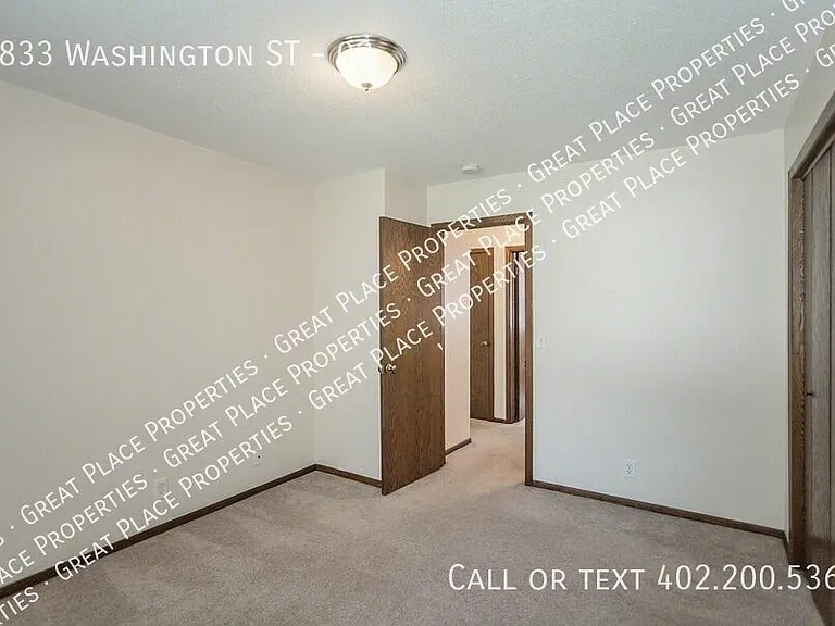 1833 Washington St #2 — Photo 21