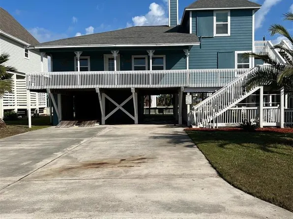 13114 Coronado Dr, Freeport, TX 77541