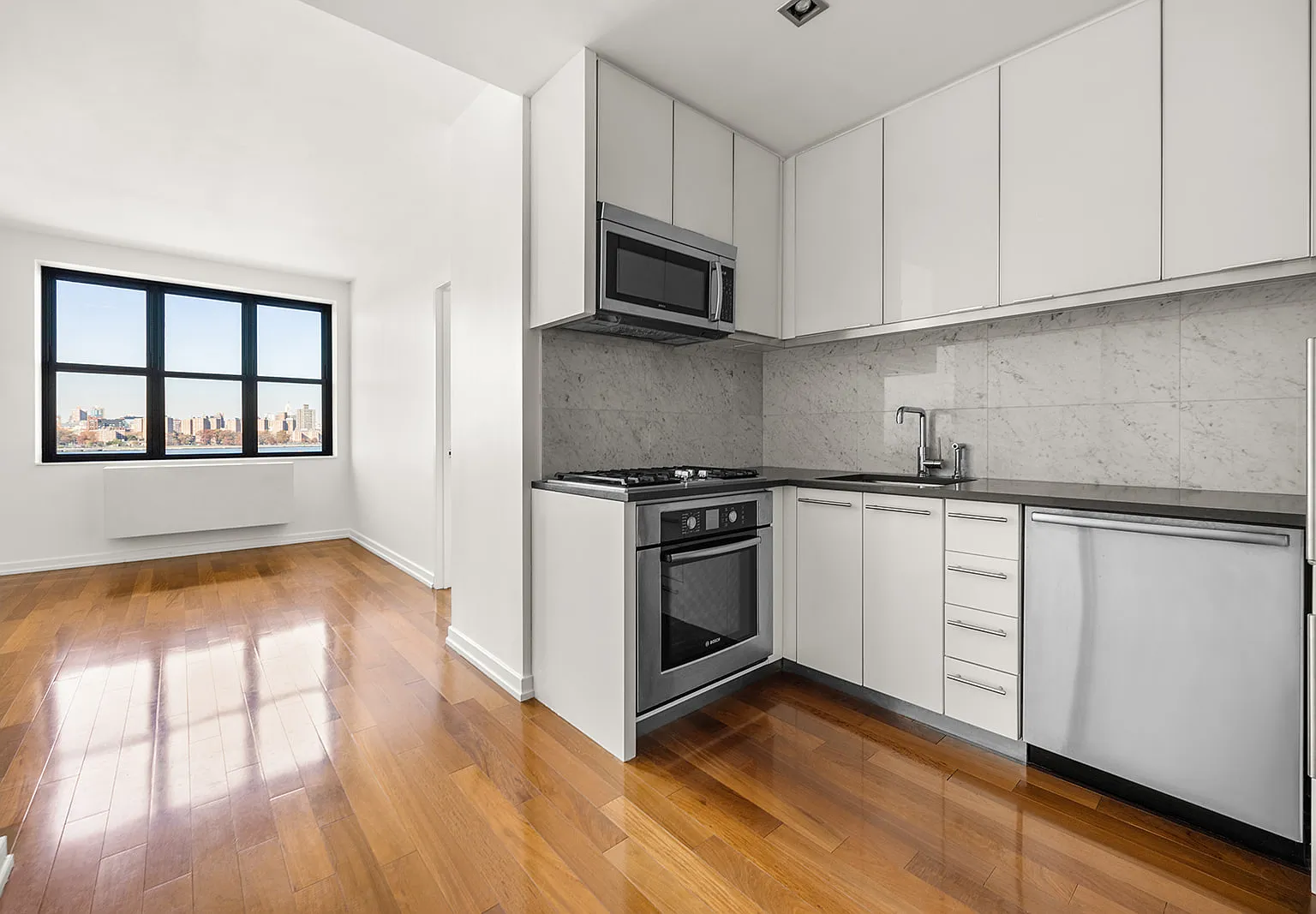 58 Metropolitan Avenue — Photo 4