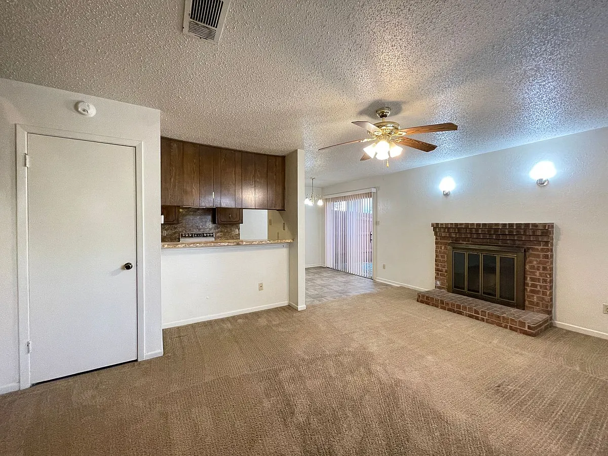 Building Photo - 1307 Covey Ln