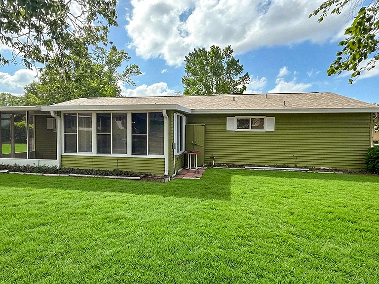 8942 SW 109th Ln — Photo 3