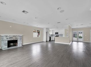 7237 Tujunga Ave, North Hollywood, CA 91605