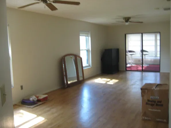 4924 Live Oak Cir, Bradenton, FL 34207