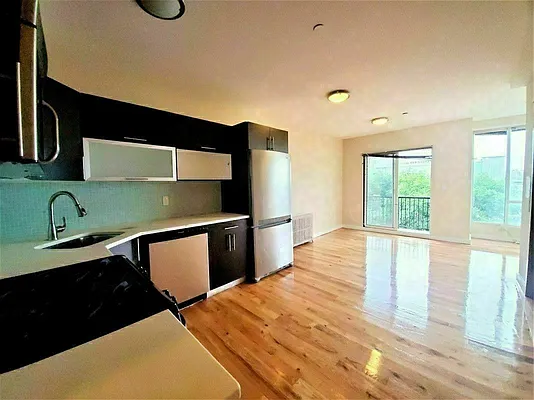 Rented by Brooklyn Property Group LLC | media 74