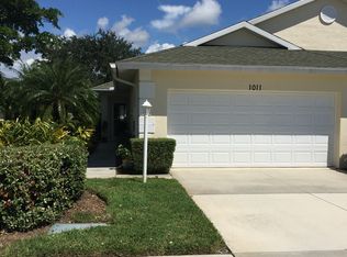1011 Auburn Cove Cir, Venice, FL 34292
