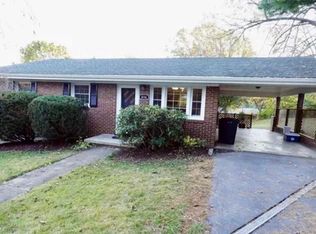 416 Norwood Rd, Staunton, VA 24401