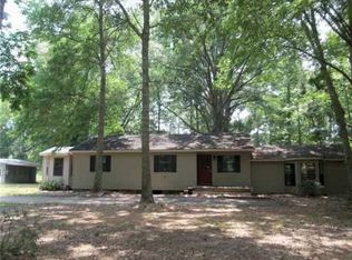 415 Sparrow Rd, Colfax, LA 71417
