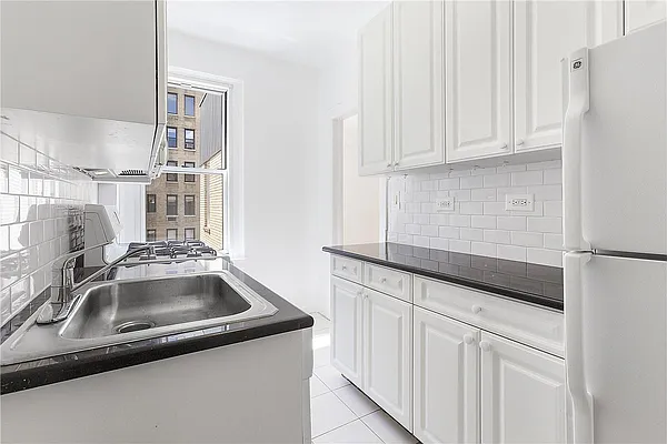 Rented by Maz Group NY | media 4