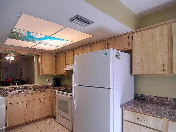3rd image of 732 Palm Springs Cir