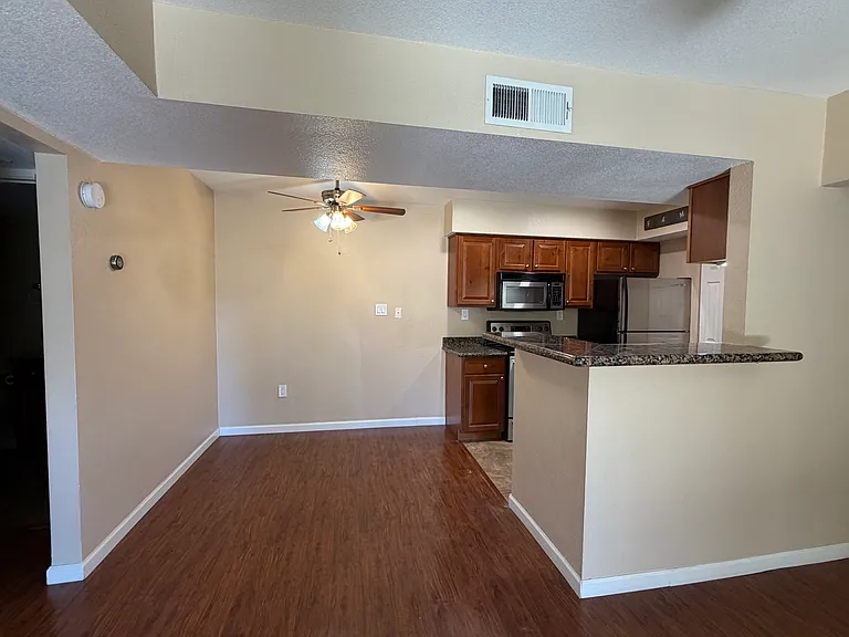 5877 N Granite Reef Rd #1151 — Photo 7