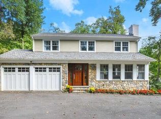 113 Stanwich Rd, Greenwich, CT 06830