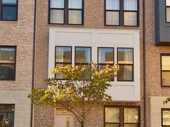 2287 Arboretum Way, Reston, VA 20191