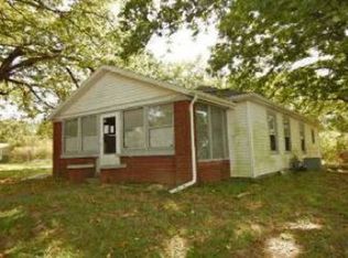 9501 New Harmony Rd, Poseyville, IN 47633