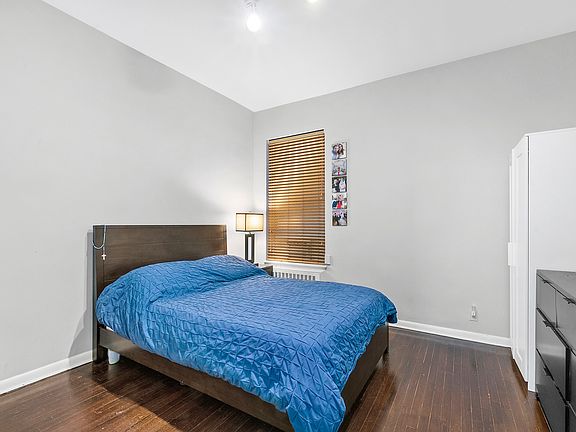 4th image of 421 W 57th St #3CC