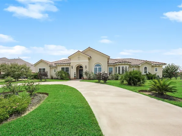 230 Lawrence Marshall Dr, Hempstead, TX 77445