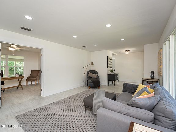 5th image of 3676 ARIEL Court
