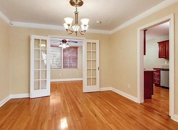 4th image of 4421 Lafaye St
