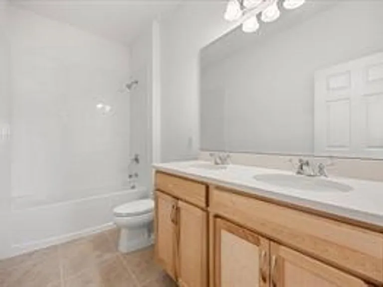 7991 Syracuse Dr — Photo 20