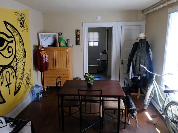 5th image of 3206 Stuart Ave APT A