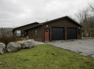 4818 McDonald Rd #3, Syracuse, NY 13215