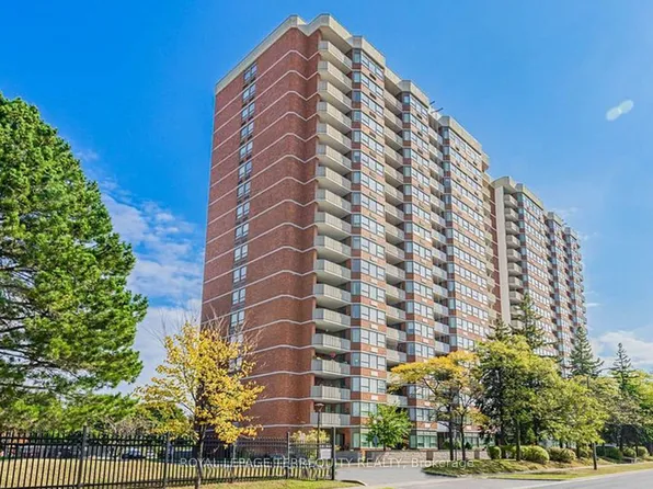 121 Ling Rd #1004, Toronto, ON M1E 4Y2