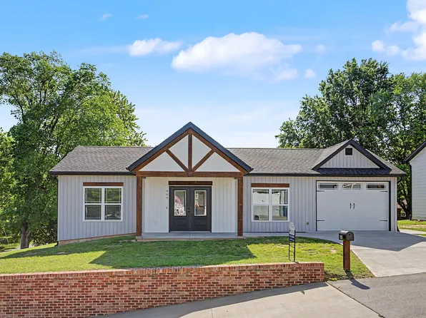 409 Magnolia Rdg, Scott City, MO 63780
