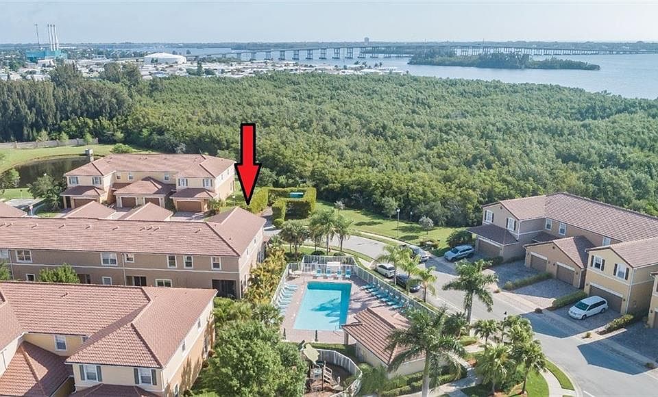 1st image of 1209 Cheval Dr