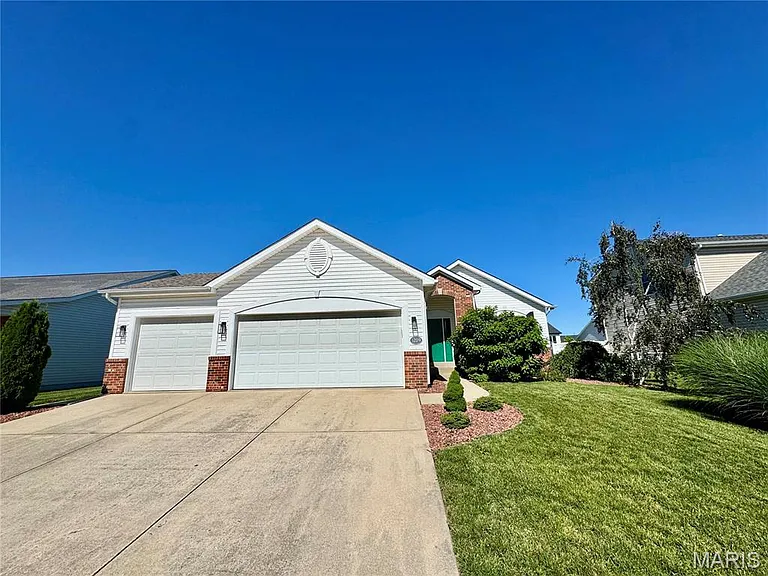 1209 Gulfstream Way — Photo 4