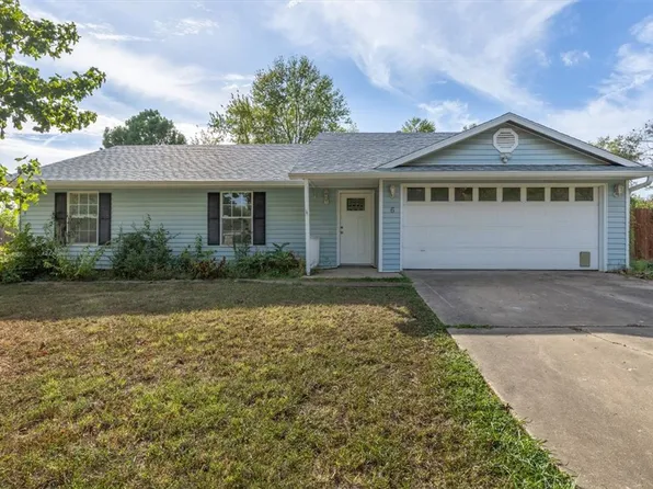 6 Meadowbrook Cir, Bentonville, AR 72712