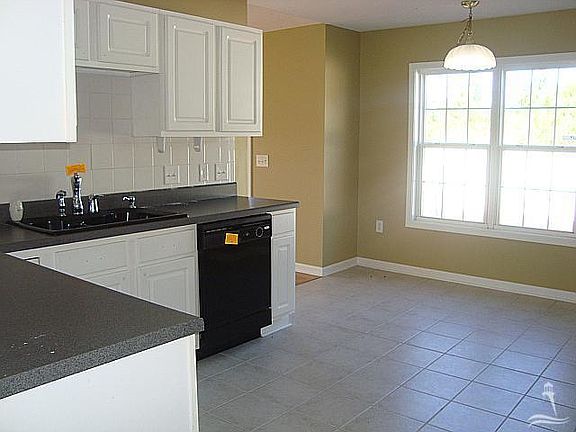2nd image of 2914 Bay Village St