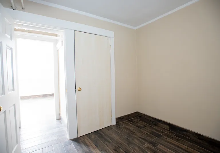 1704 E Locust St #1 — Photo 13