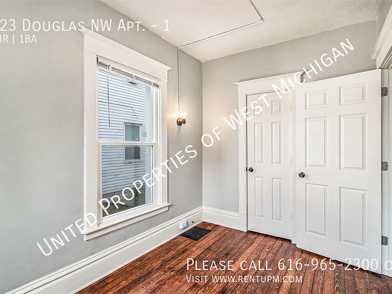 823 Douglas St NW #1 — Photo 13