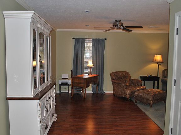 Office area in Family Room