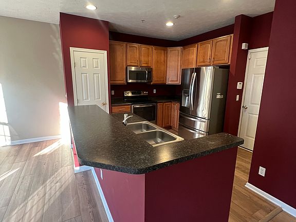 4th image of 2898 Andover Cir #1
