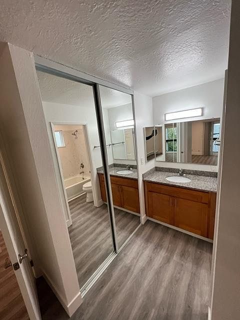 2nd image of 409 Evelyn Ave APT 214